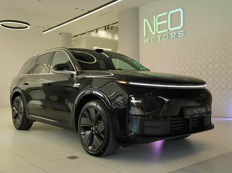 Li Auto L6