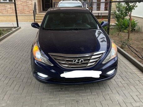 Hyundai Sonata 2010