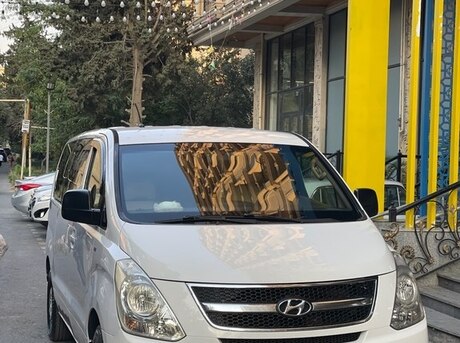 Hyundai H-1 2011
