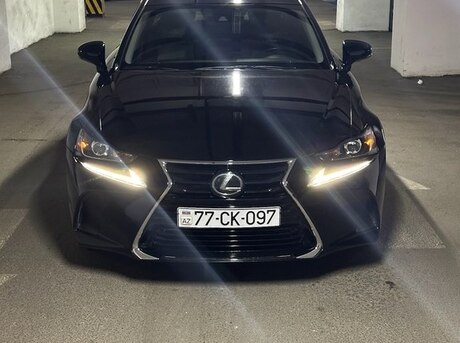 Lexus IS 200 2018
