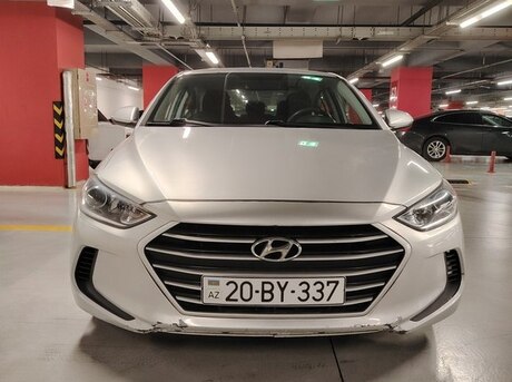 Hyundai Elantra 2018