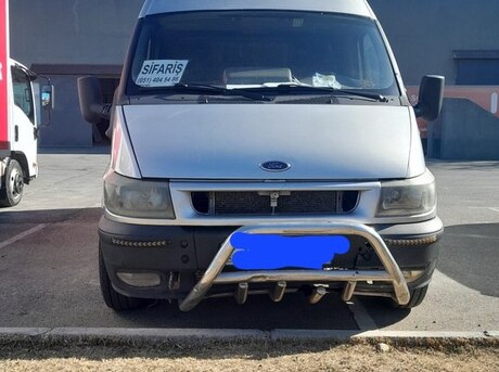 Ford Transit 2000