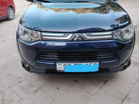 Mitsubishi Outlander 2014
