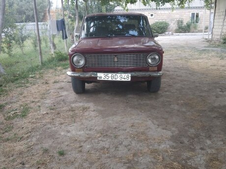 LADA (VAZ) 21011
