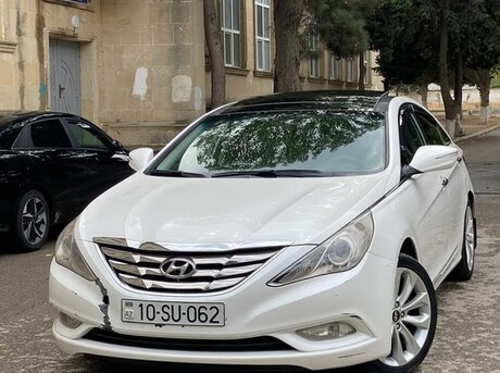 Hyundai Sonata 2011