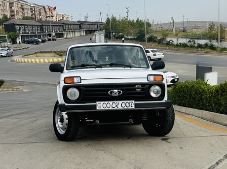 LADA (VAZ) Niva 2013