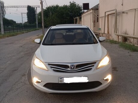 Changan Eado 2013
