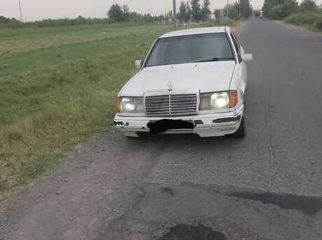 Mercedes E 250 1993
