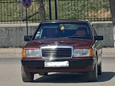 Mercedes 190 1993