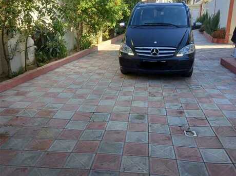 Mercedes Viano 2012