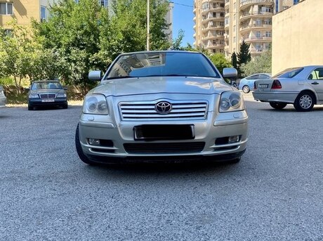 Toyota Avensis 2004