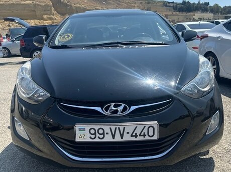 Hyundai Elantra 2011