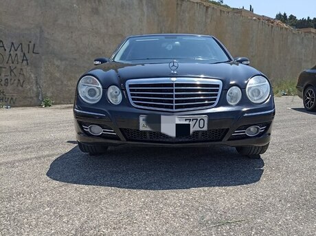 Mercedes E 240 2004