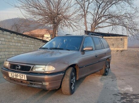 Opel Astra 1998