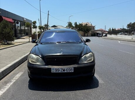 Mercedes S 500