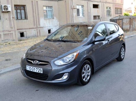 Hyundai Accent 2013
