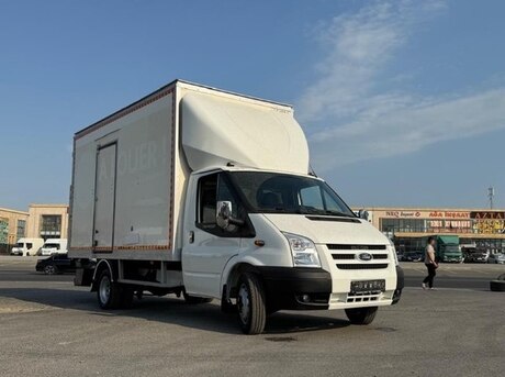 Ford Transit 2010