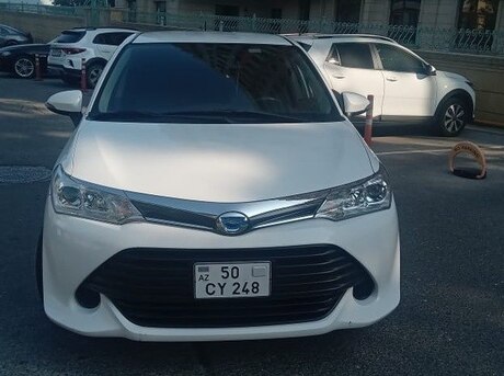 Toyota Corolla Fielder 2016