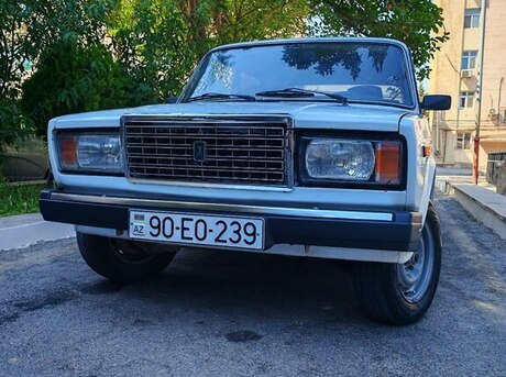 LADA (VAZ) 2107