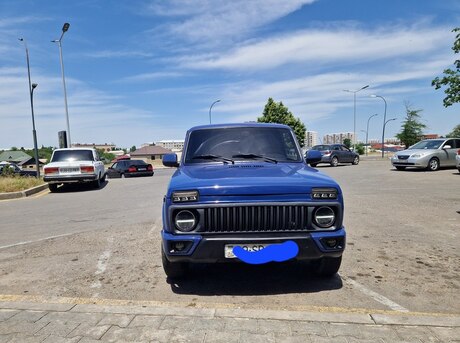 LADA (VAZ) Niva 2015