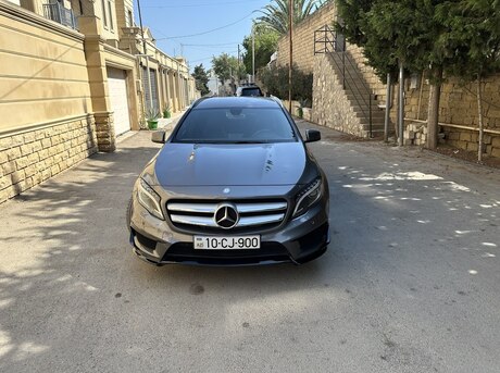 Mercedes GLA 250 4MATIC 2015