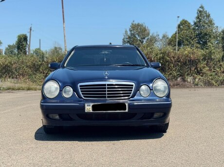 Mercedes E 240 2000