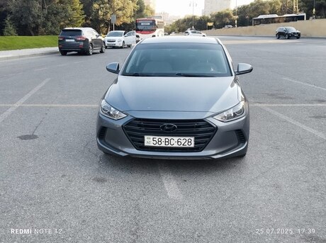 Hyundai Elantra 2018