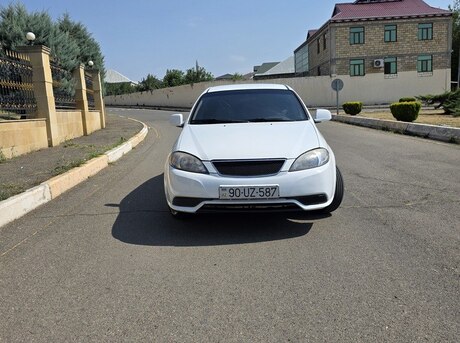 Daewoo Gentra 2014