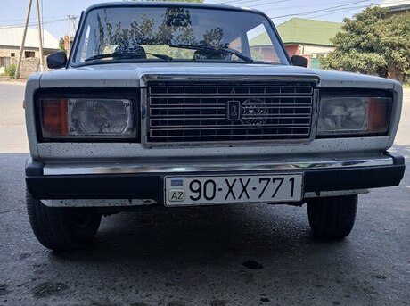 LADA (VAZ) 2107 2010
