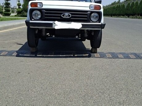 LADA (VAZ) Niva