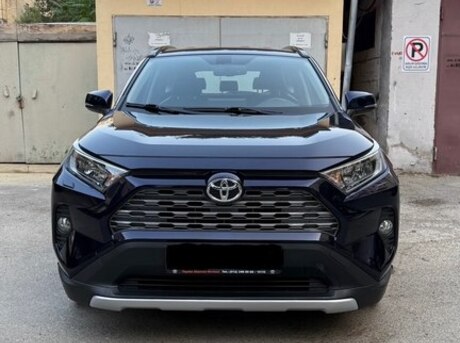 Toyota RAV4 2021