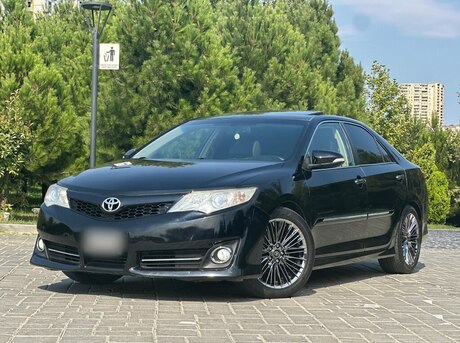 Toyota Camry 2014