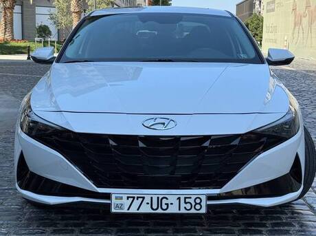 Hyundai Elantra 2021