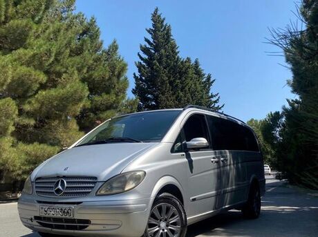 Mercedes Viano 2009