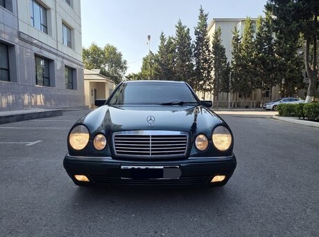 Mercedes E 240 1998