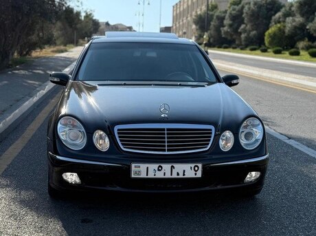 Mercedes E 320