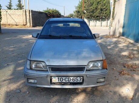 Daewoo Racer 1995