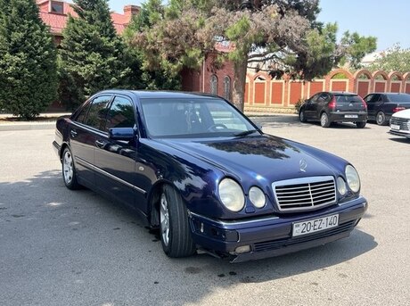 Mercedes E 240 1998