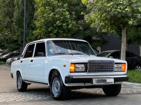 LADA (VAZ) 2107 2010