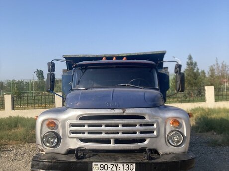 ZIL 130