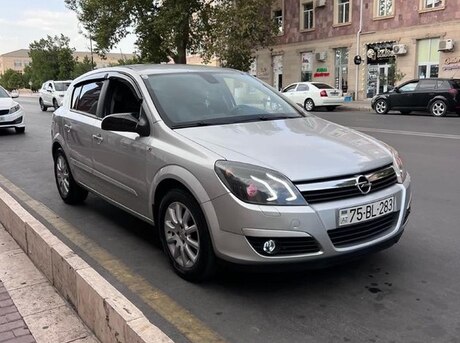 Opel Astra 2004