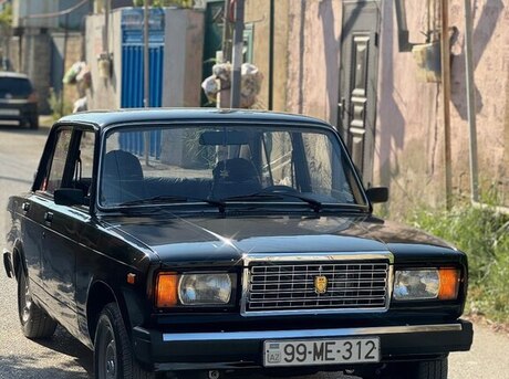 LADA (VAZ) 2107 2010