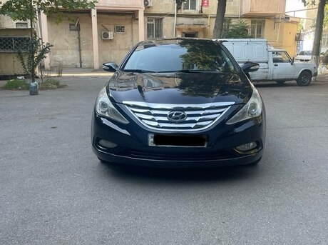 Hyundai Sonata 2011