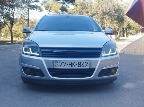 Opel Astra 2004