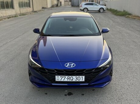 Hyundai Elantra 2023