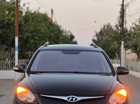 Hyundai i30 2011