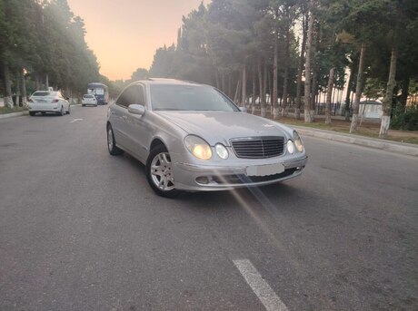 Mercedes E 270 2002