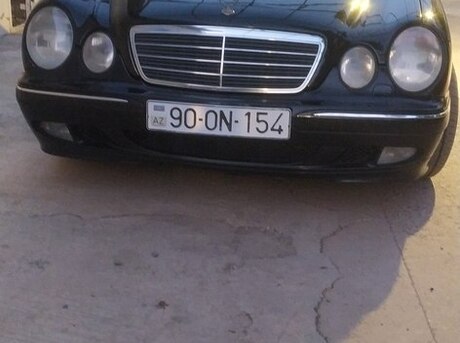 Mercedes E 240 2001