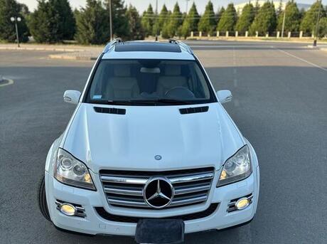 Mercedes GL 550