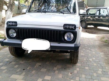 LADA (VAZ) Niva 2012
